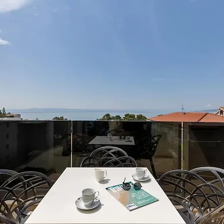アパート Brotis - With Sea View - Makarska Exklusiv プロマイナ